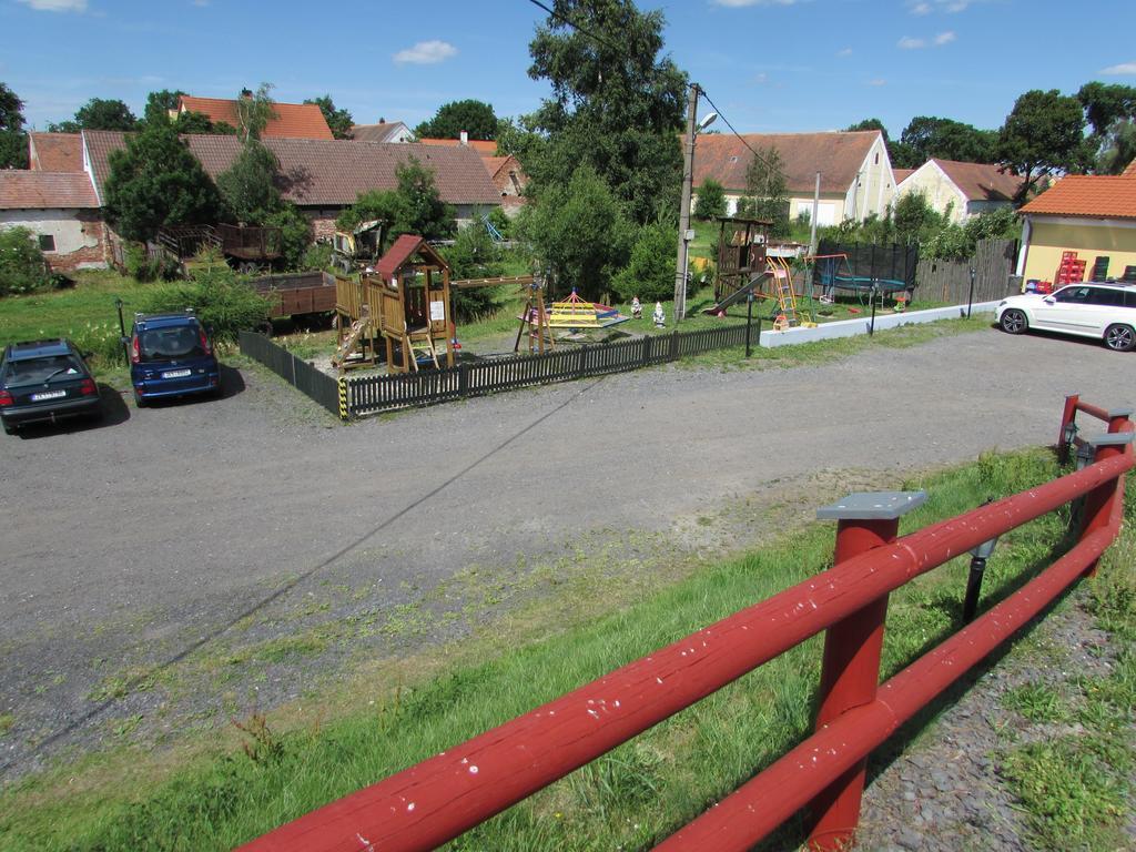 Pension Kamenny Dvur Frantiskovy Lazne Exterior photo